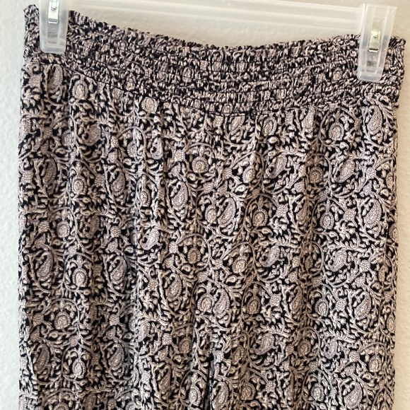 Out From Under Urban Outfitters Boho print harem pants size S - Picture 2 of 8